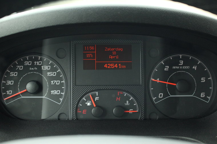 Vehicle Image 23