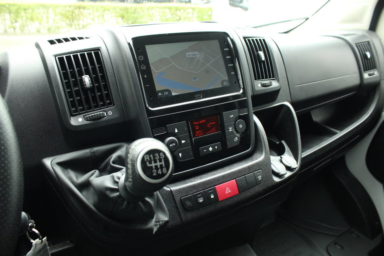 Vehicle Image 24