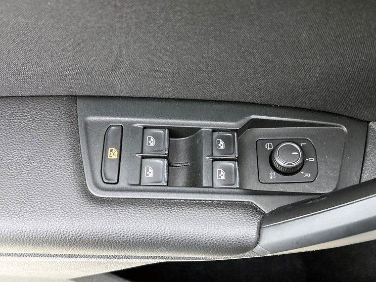 Vehicle Image 27