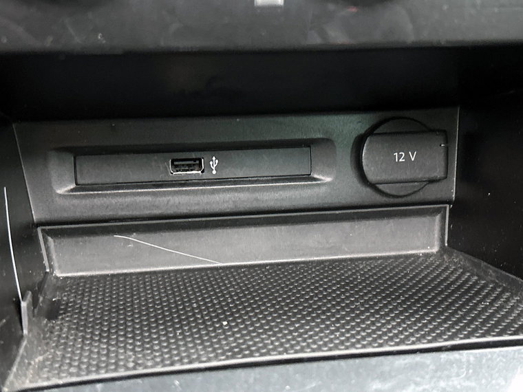 Vehicle Image 29