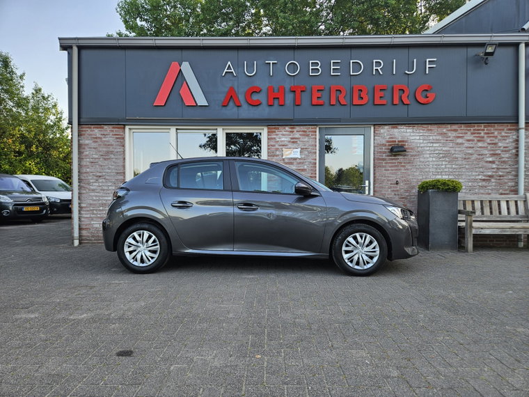 Vehicle Image 33