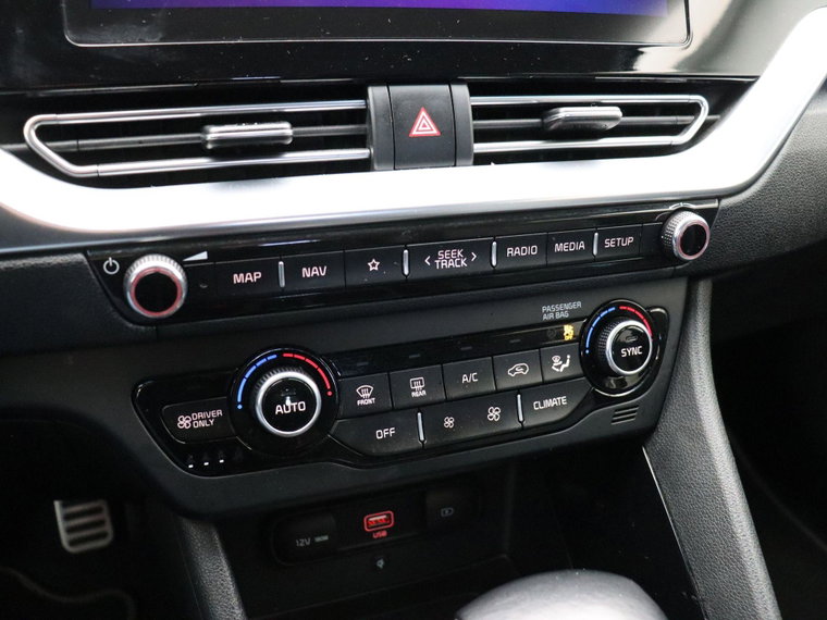 Vehicle Image 29