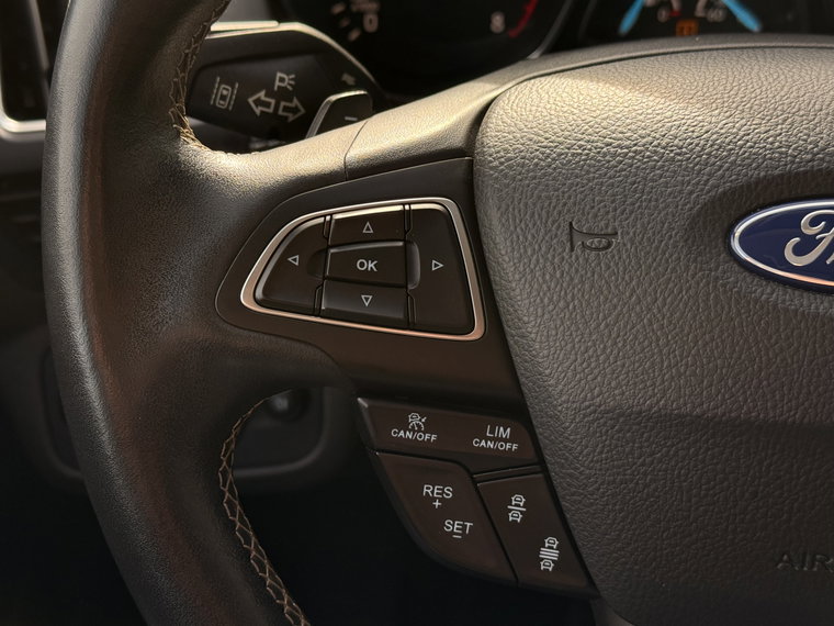 Vehicle Image 24