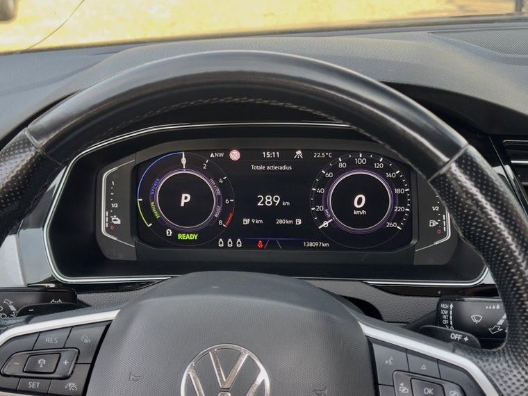 Vehicle Image 38