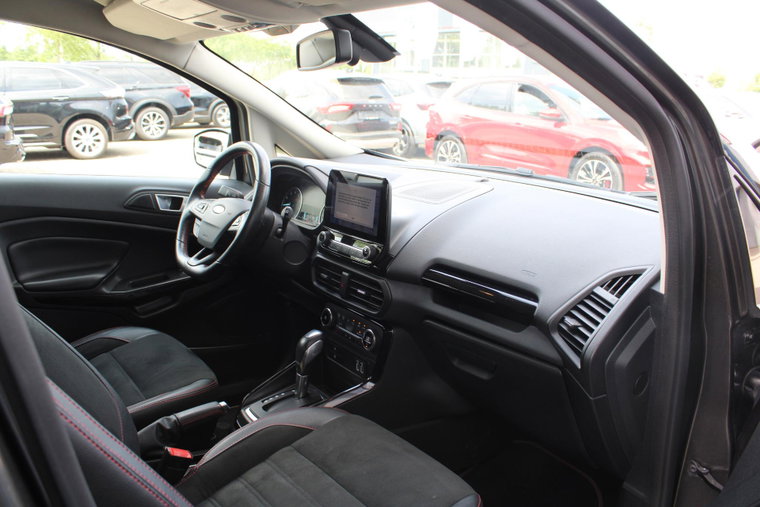 Vehicle Image 13