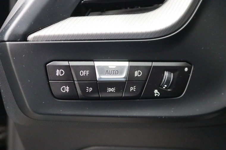 Vehicle Image 27