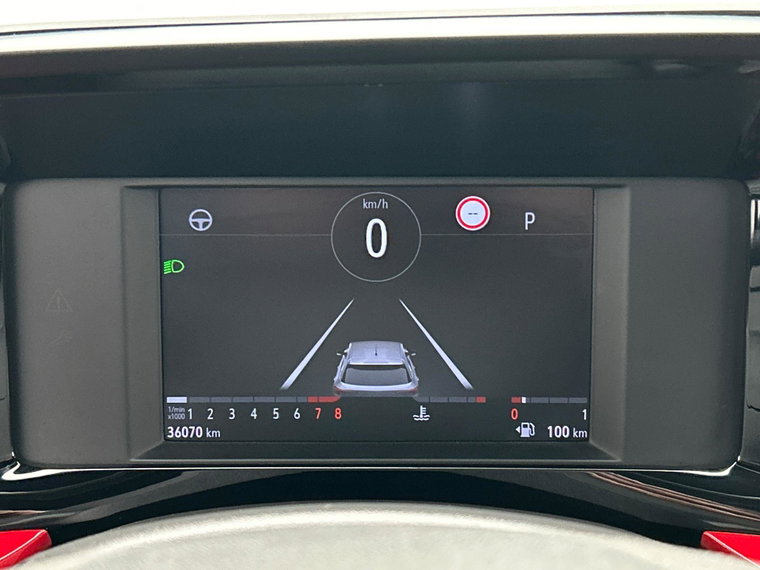 Vehicle Image 12