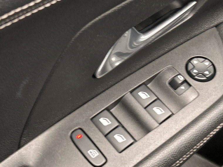 Vehicle Image 39