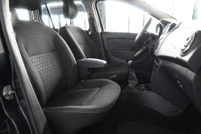 Vehicle Image 20