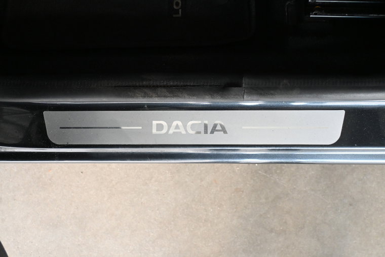 Vehicle Image 40