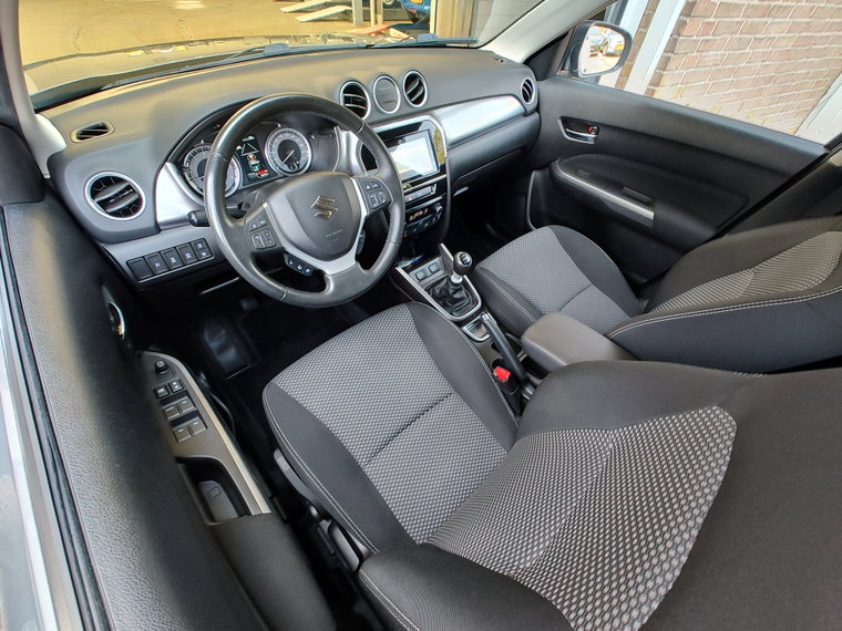 Vehicle Image 19