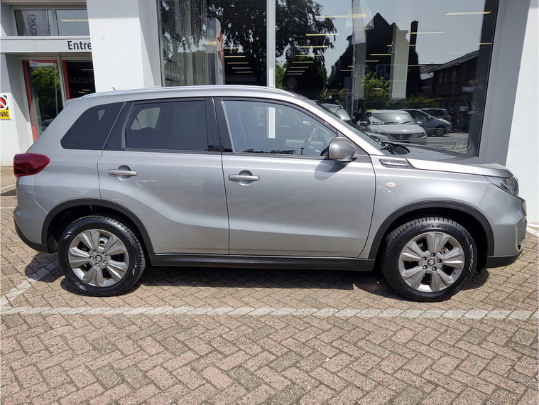 Vehicle Image 6