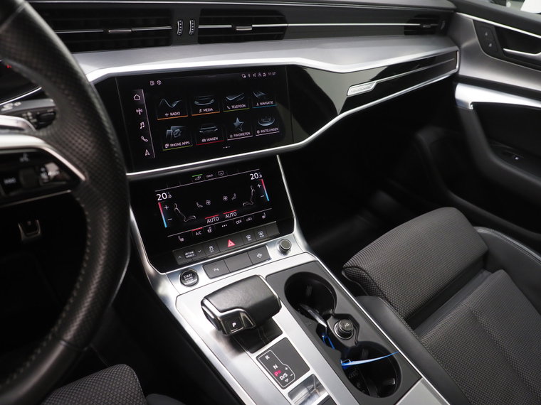 Vehicle Image 33