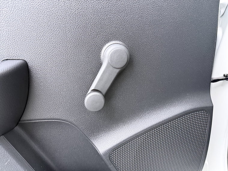 Vehicle Image 35