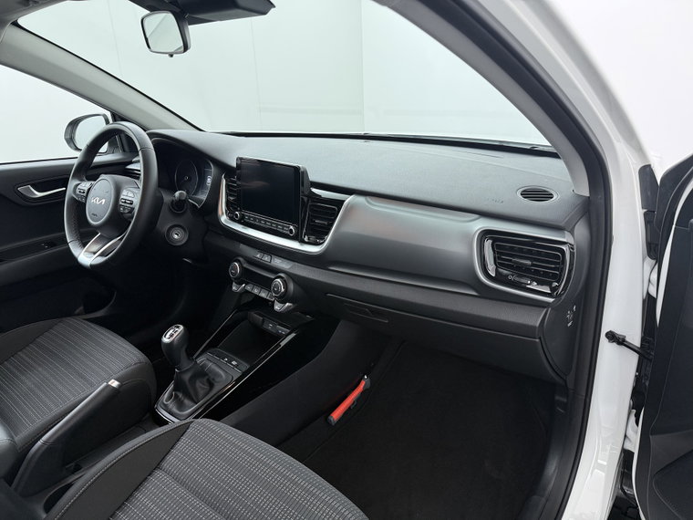 Vehicle Image 40