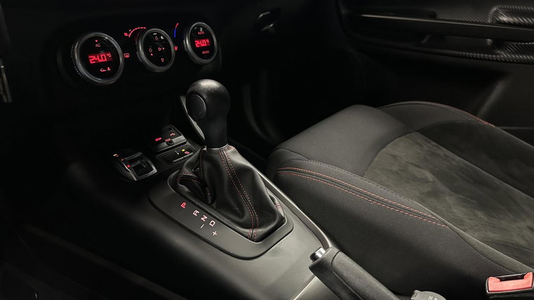 Vehicle Image 39