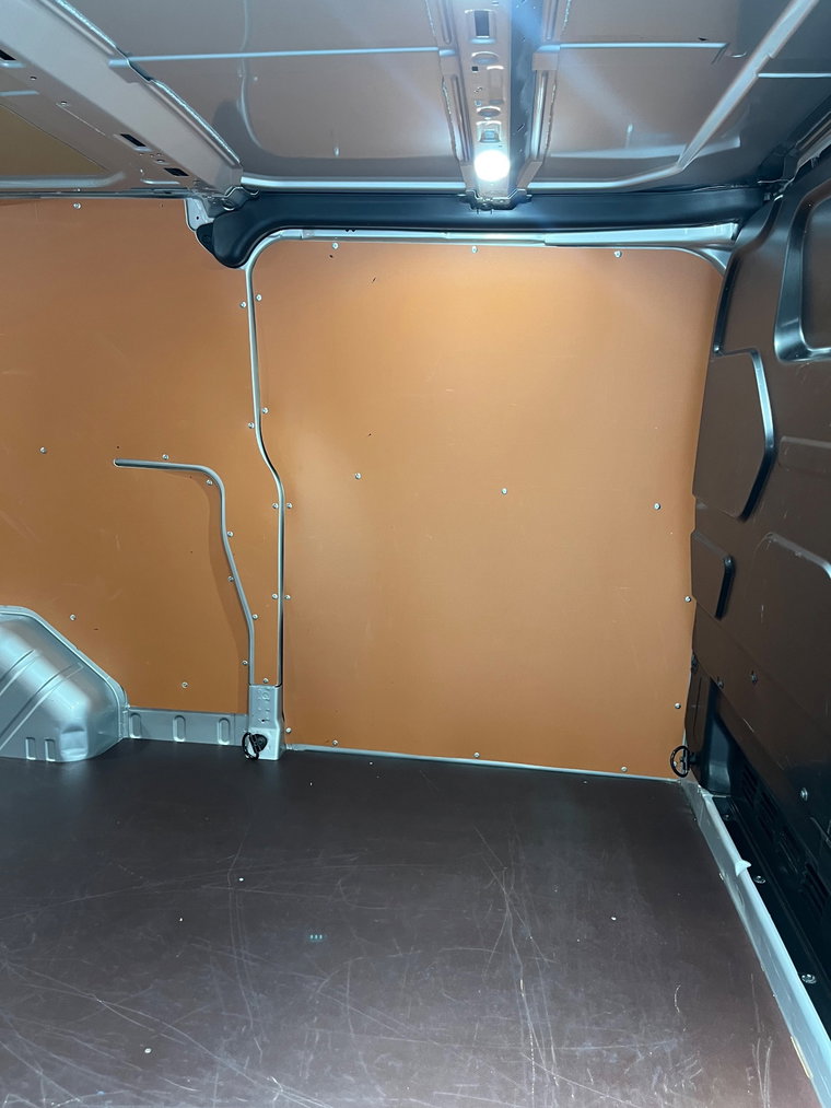Vehicle Image 33