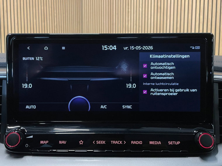 Vehicle Image 33