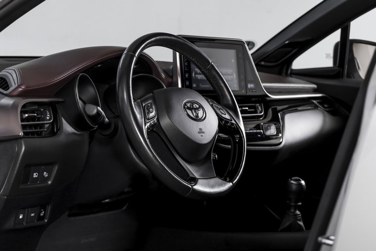 Vehicle Image 14