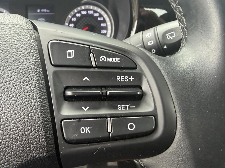 Vehicle Image 26
