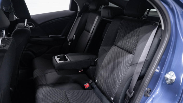 Vehicle Image 37