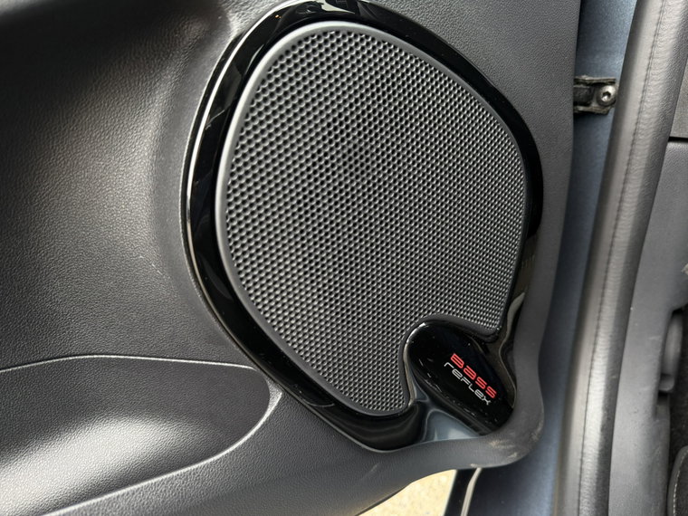 Vehicle Image 48