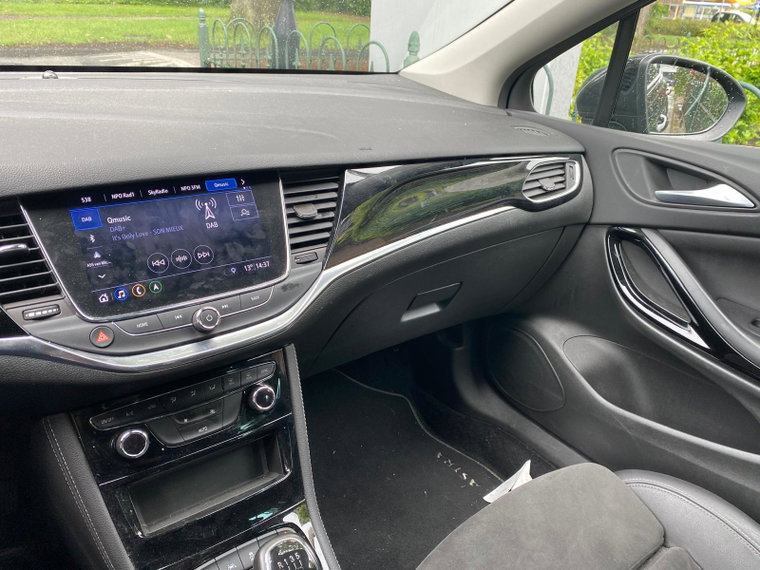 Vehicle Image 22