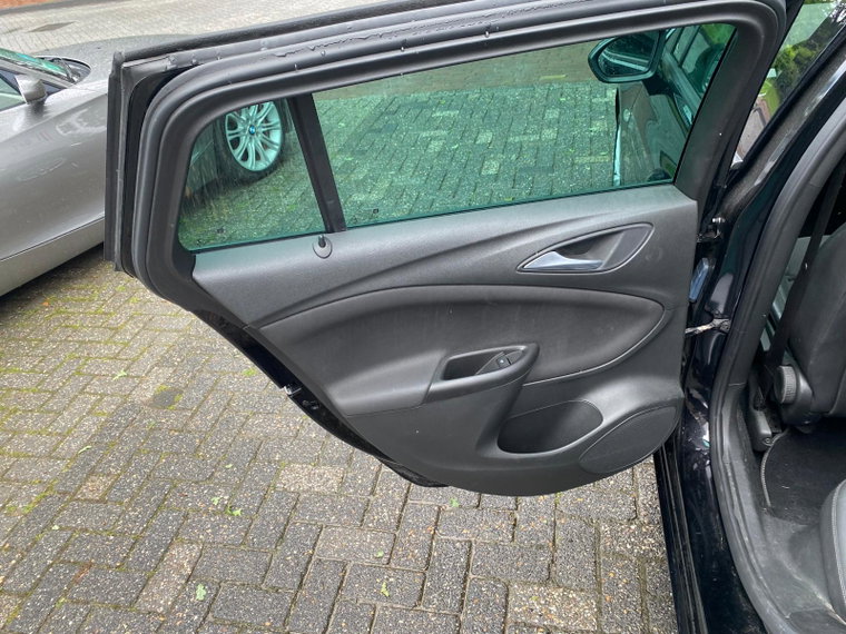 Vehicle Image 31