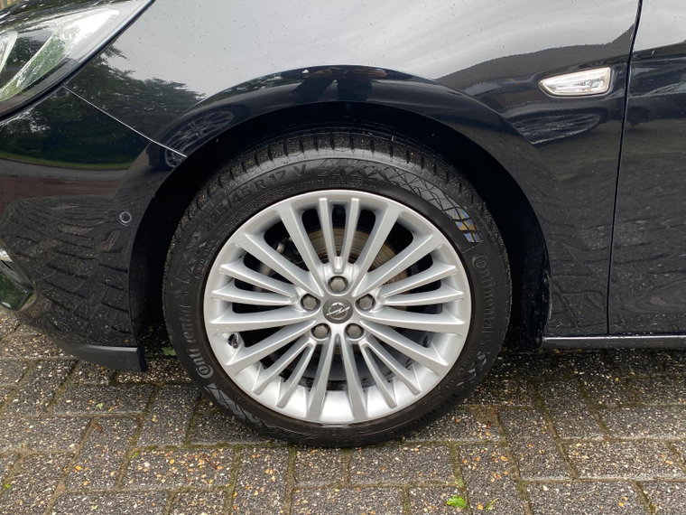 Vehicle Image 37