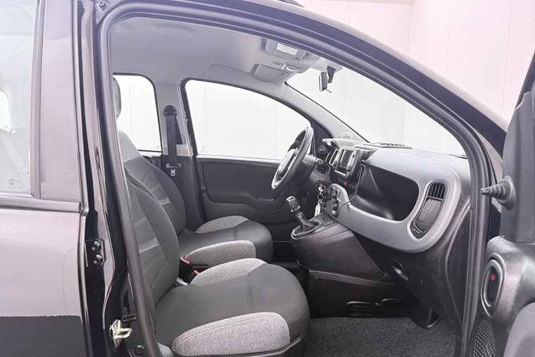 Vehicle Image 14