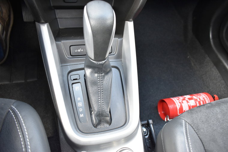 Vehicle Image 19
