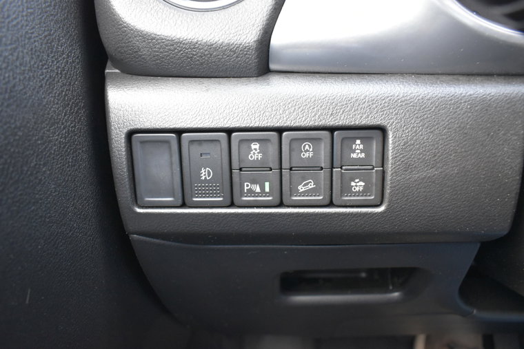 Vehicle Image 24