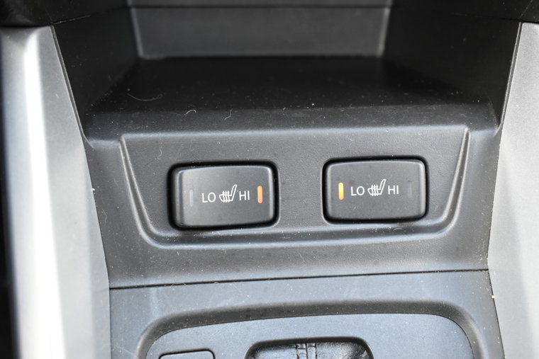Vehicle Image 25