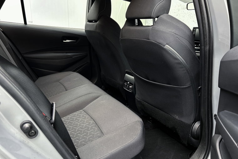 Vehicle Image 15