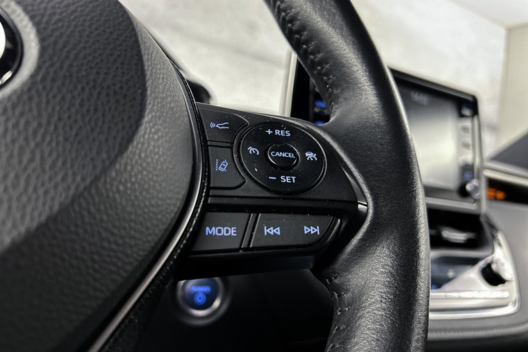 Vehicle Image 17