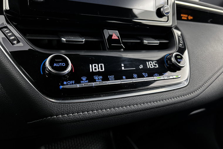 Vehicle Image 18