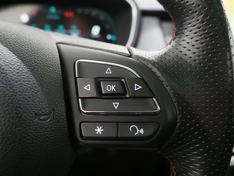 Vehicle Image 24
