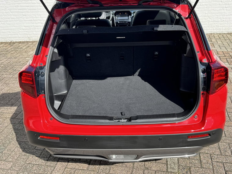 Vehicle Image 21