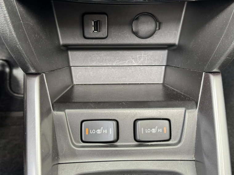 Vehicle Image 40