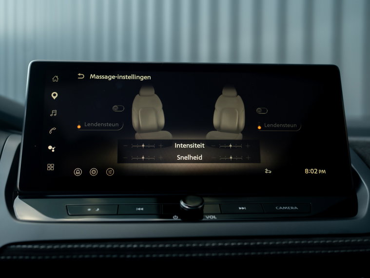 Vehicle Image 38