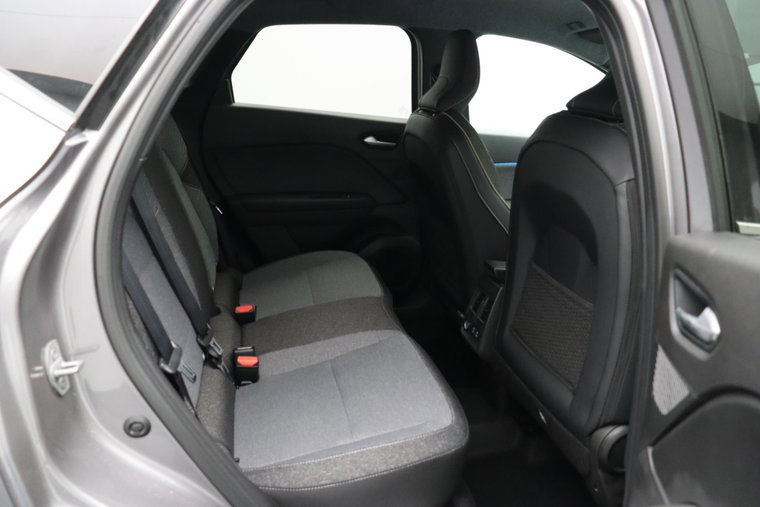 Vehicle Image 38