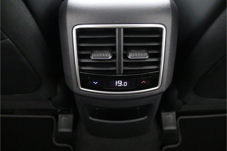 Vehicle Image 51