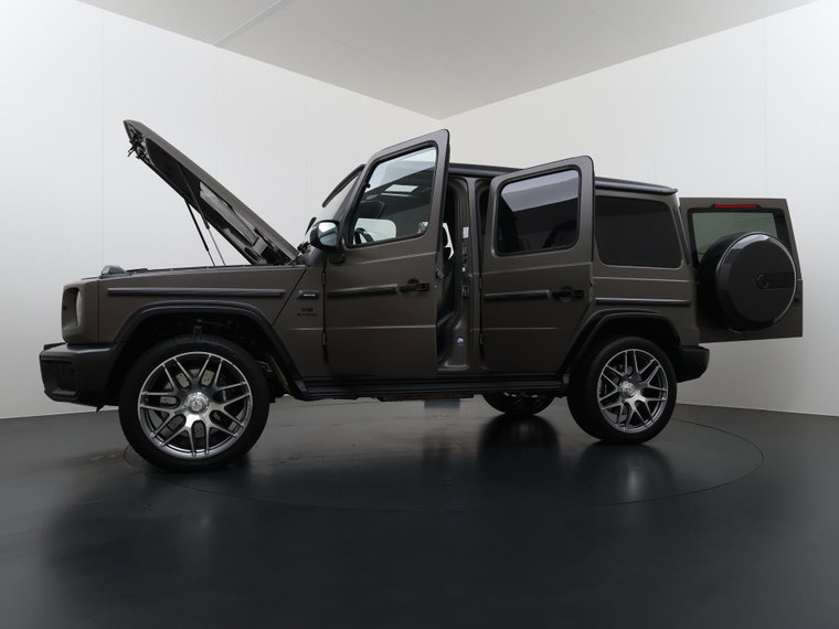 Vehicle Image 16