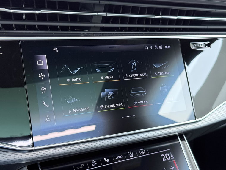 Vehicle Image 30