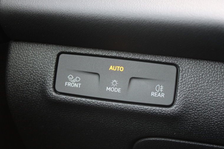 Vehicle Image 37