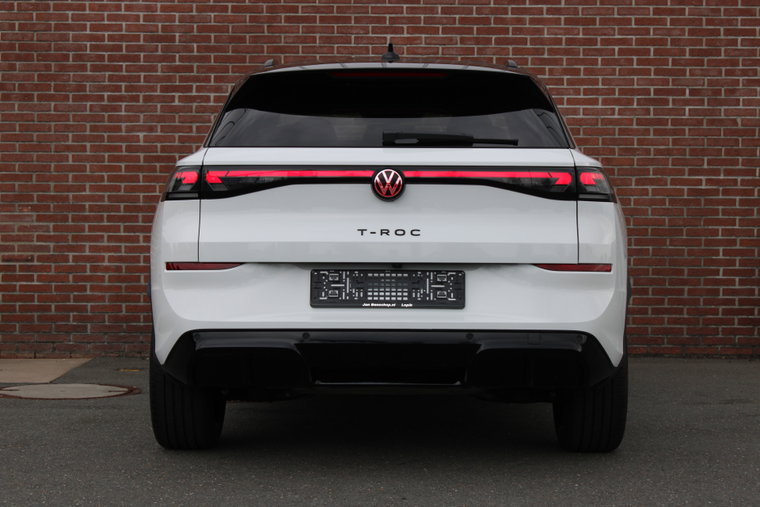 Vehicle Image 40