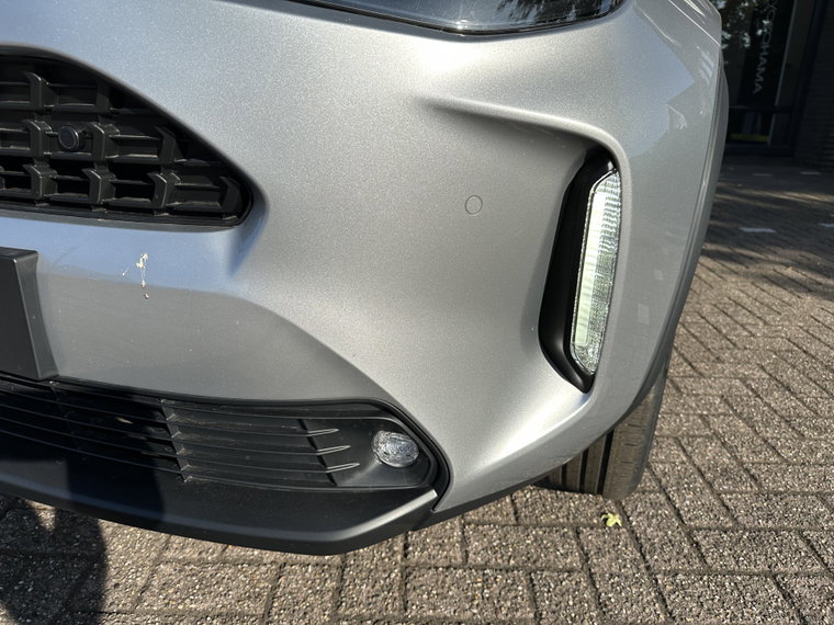 Vehicle Image 13