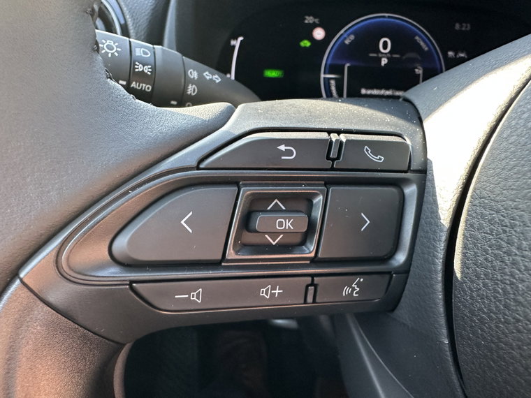 Vehicle Image 19
