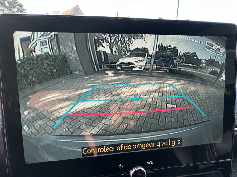 Vehicle Image 28