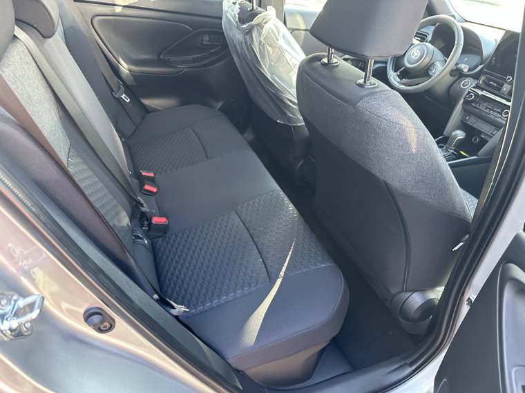 Vehicle Image 35